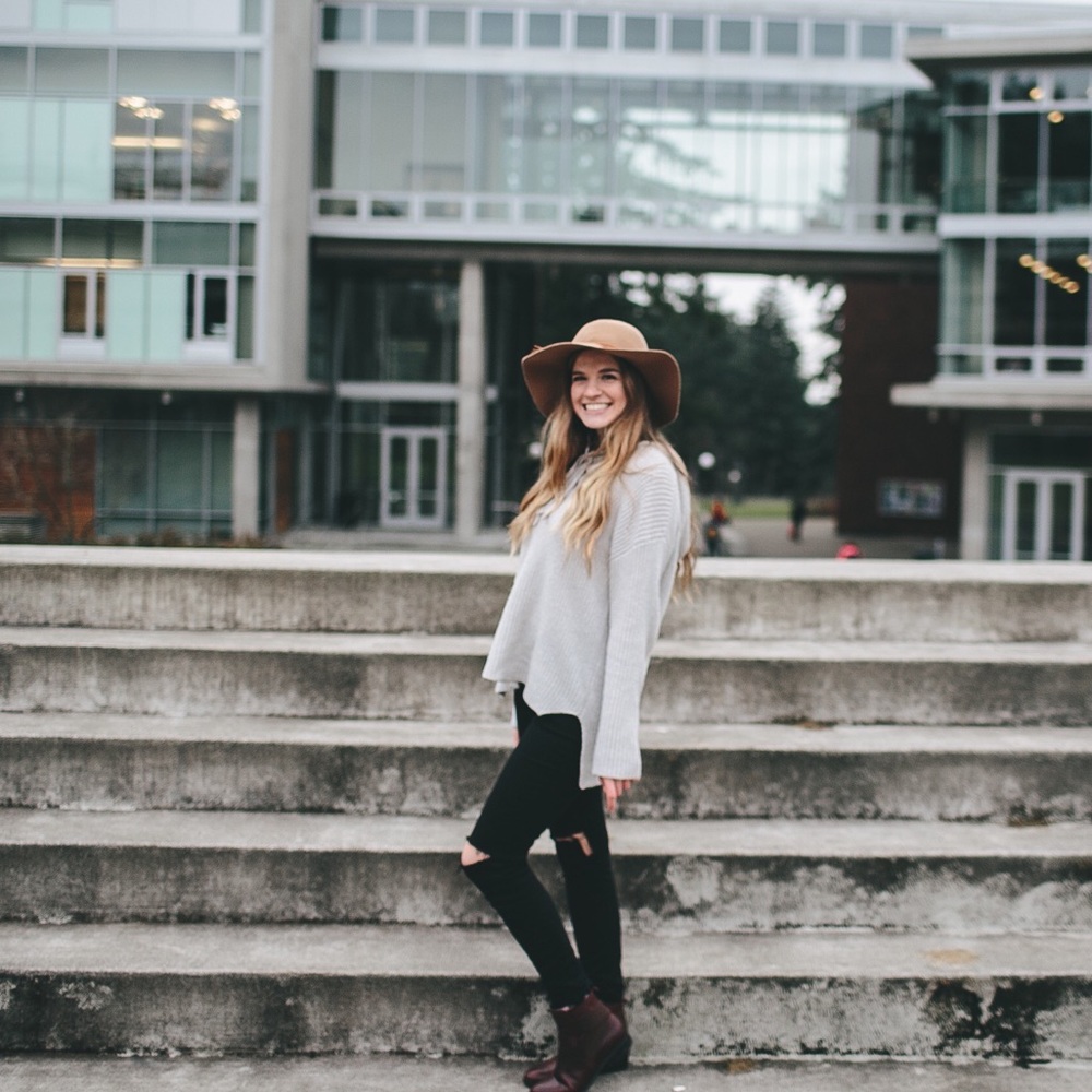 Meet your Posher, Haley